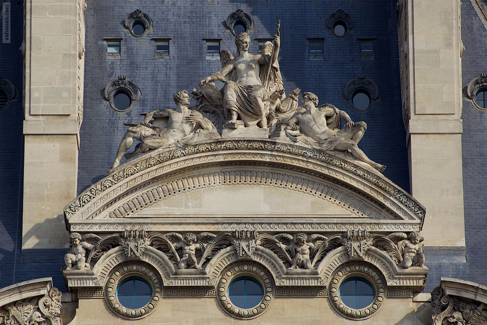 Paris Louvre 12