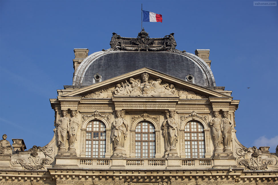 Paris Louvre 13